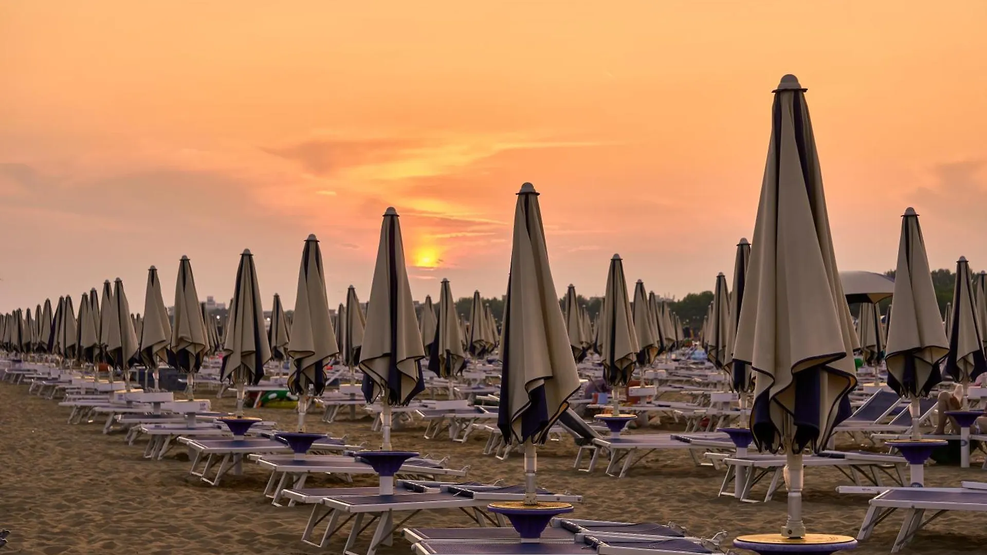 Apartment In Villa With Private Garden Bibione Italy
